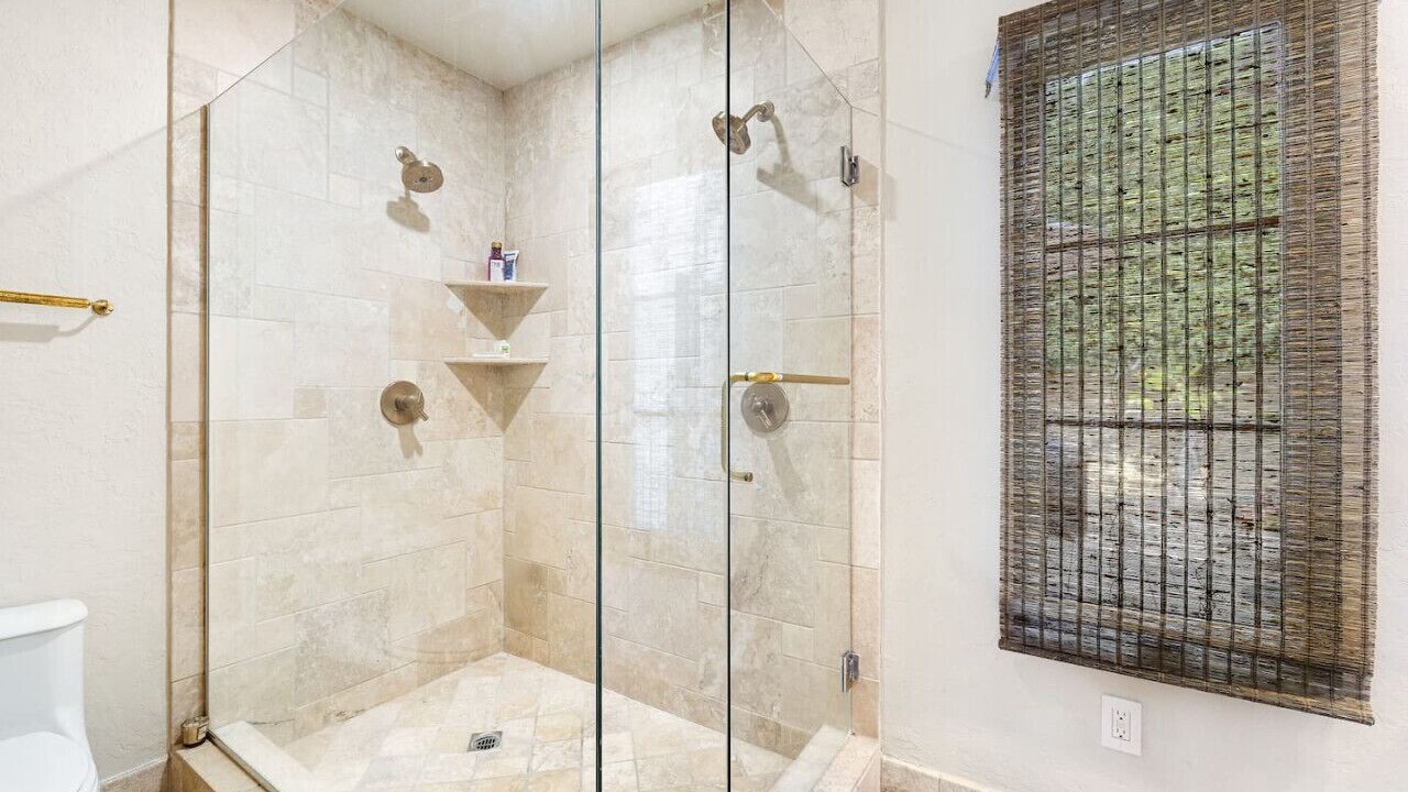 Photo of Bathroom in Los Angeles