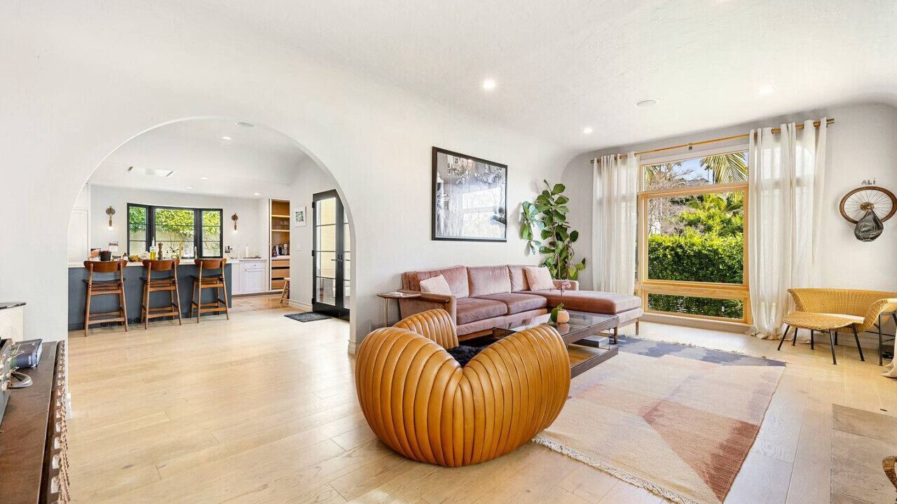 Photo of Livingroom in Los Angeles