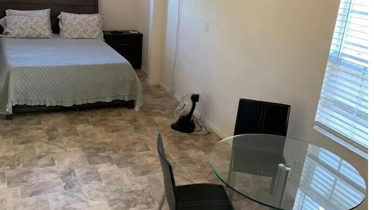 Photo of Bedroom in North Hollywood