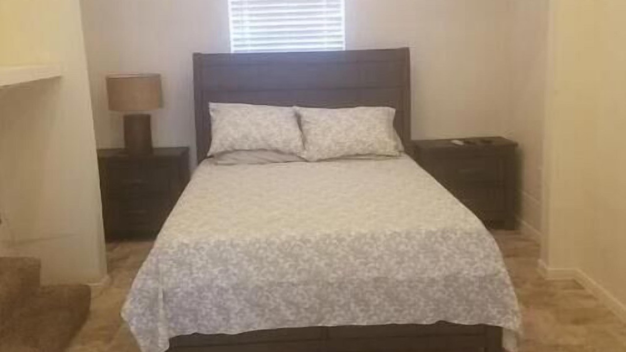 Photo of Bedroom in North Hollywood