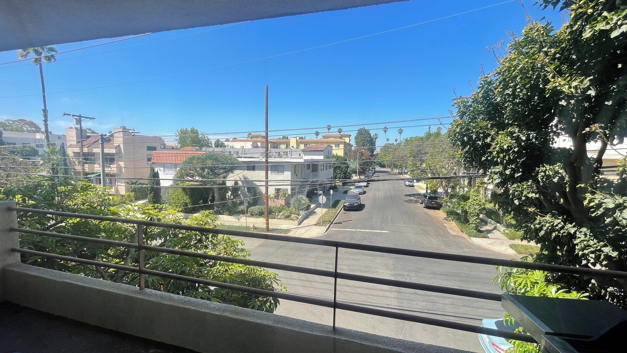 Photo of Outdoor in Sawtelle