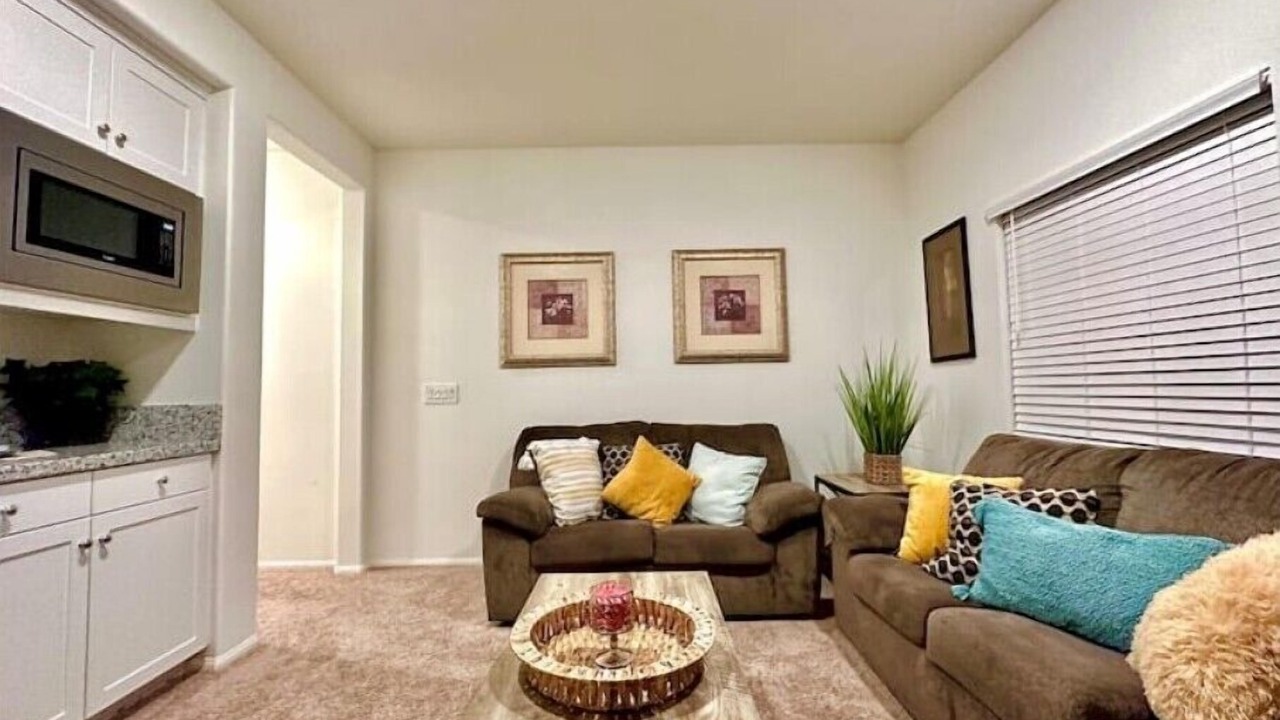 Photo of Livingroom in Victorville
