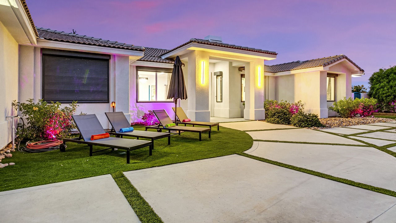 Photo of Outdoor in Desert Park Estates