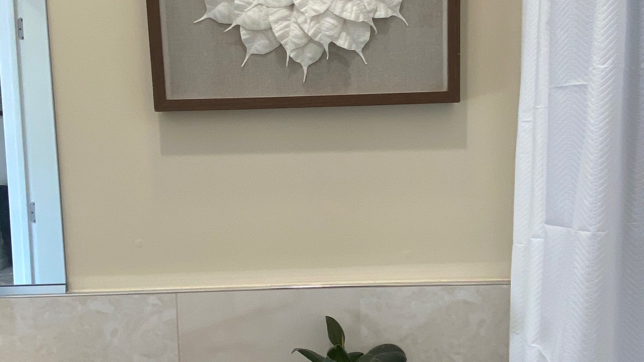 Photo of Bathroom in Midway City