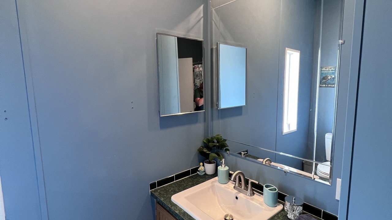 Photo of Bathroom in Needles
