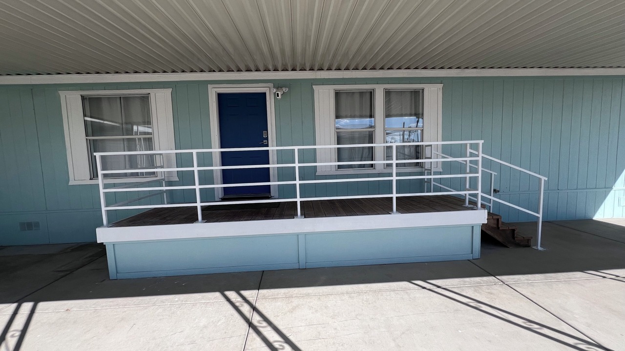 Photo of Outdoor in Needles