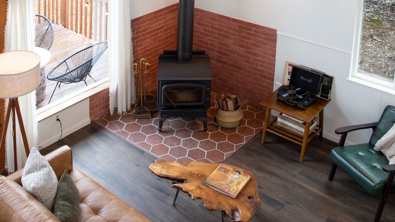 Photo of Livingroom in Groveland
