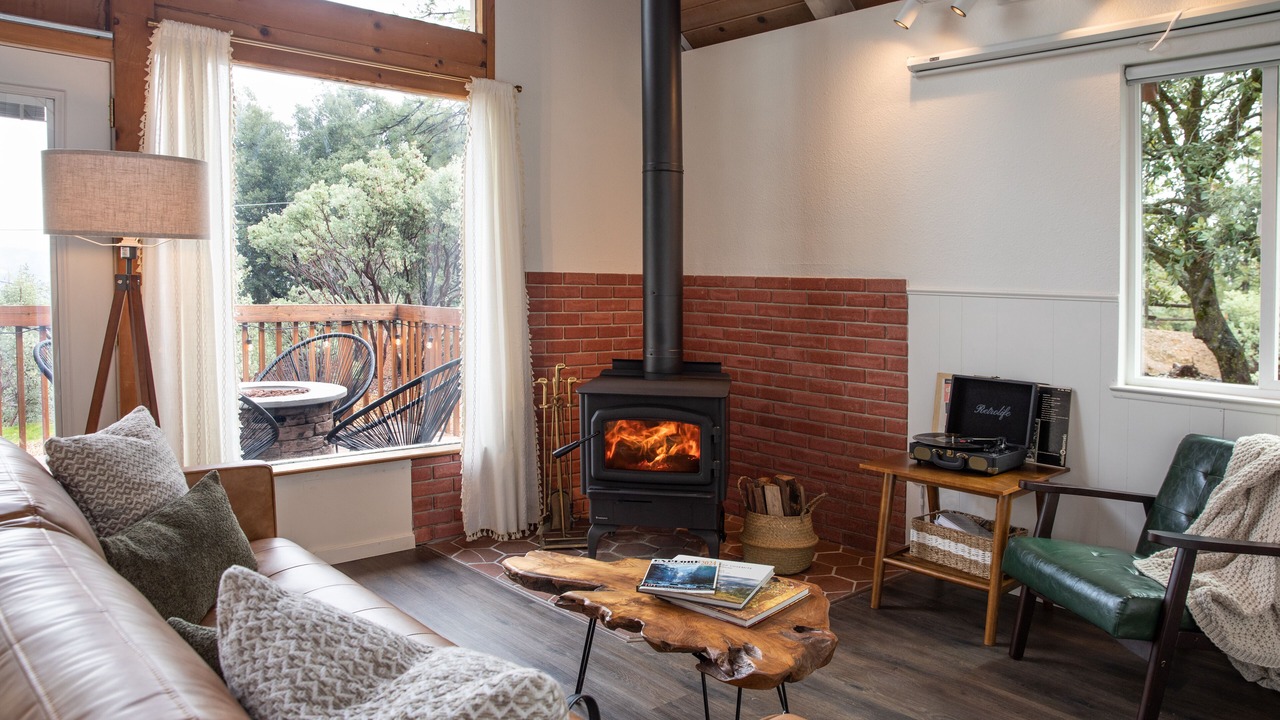 Photo of Livingroom in Groveland