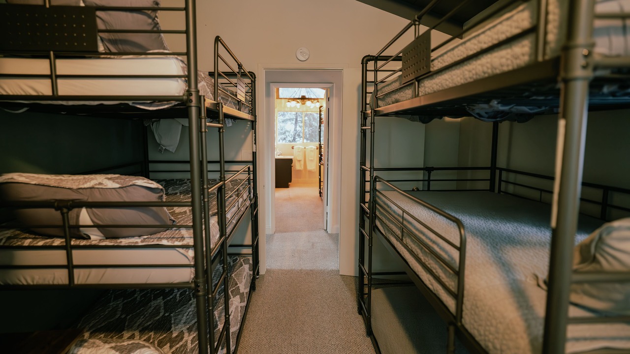 Photo of Bedroom in Blue Jay