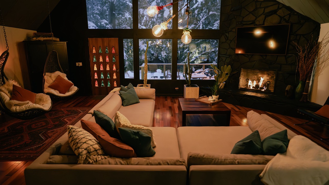 Photo of Livingroom in Blue Jay