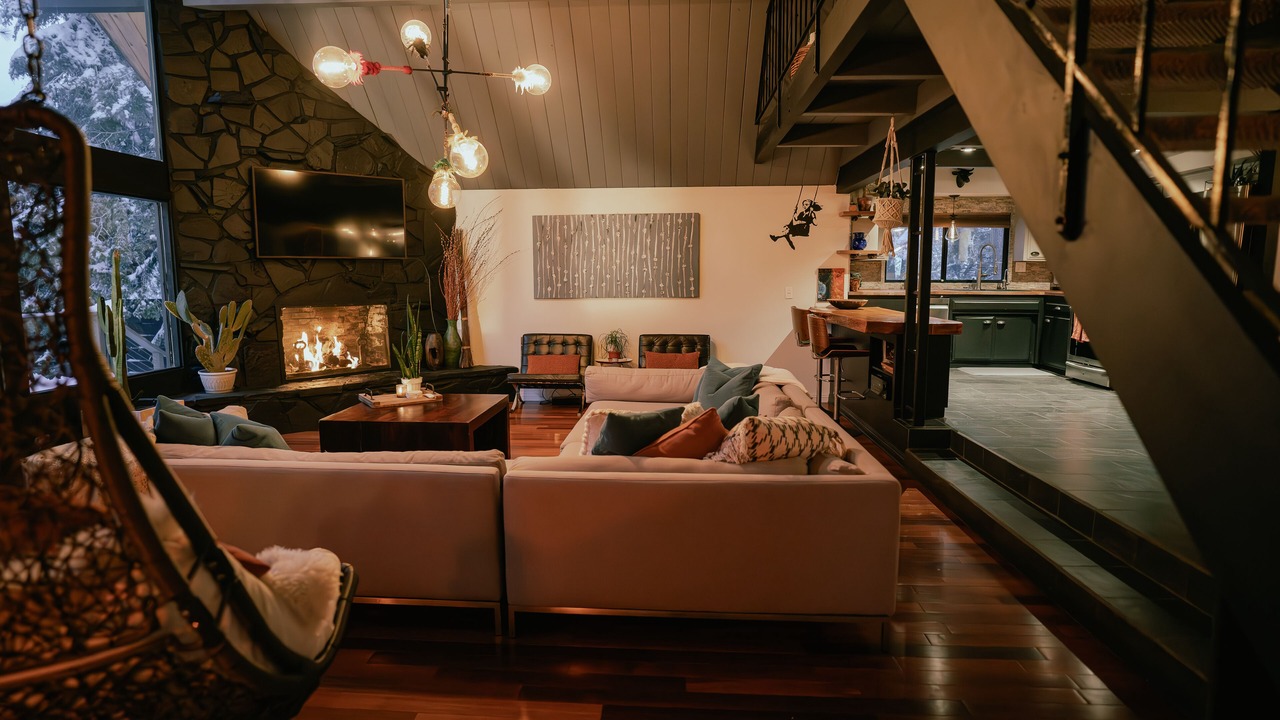 Photo of Livingroom in Blue Jay