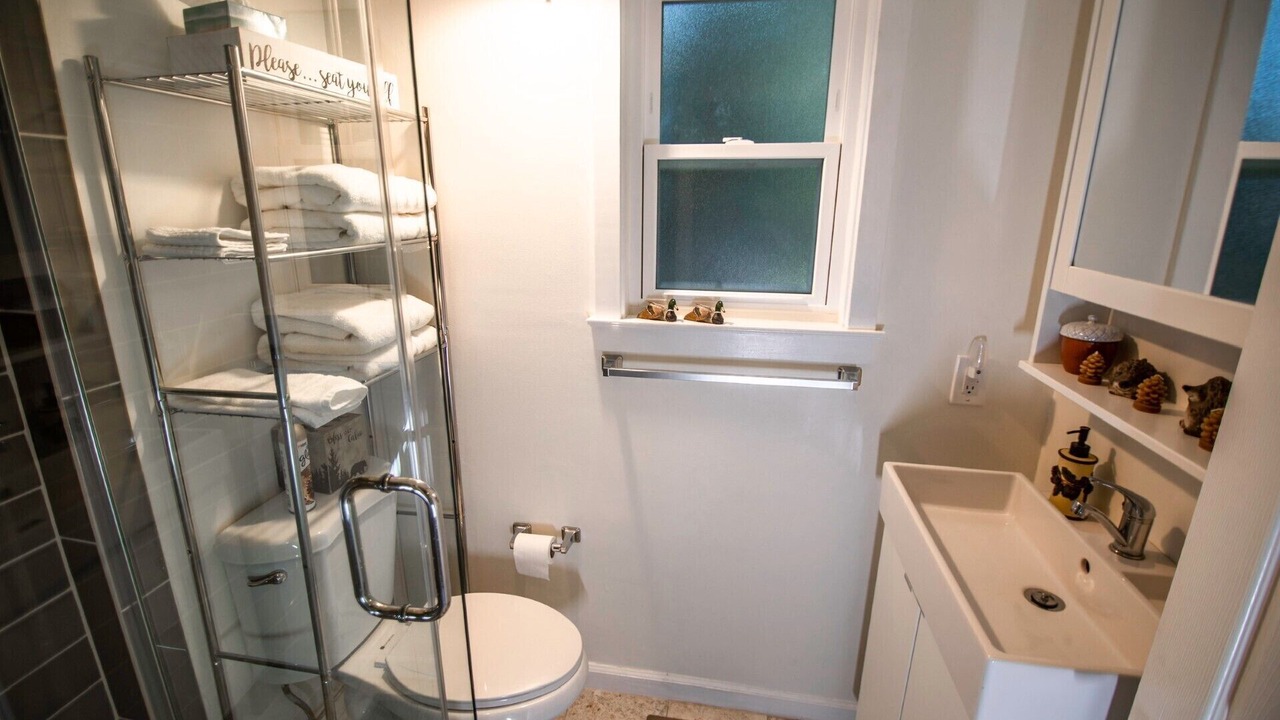 Photo of Bathroom in Arrowhead Villas