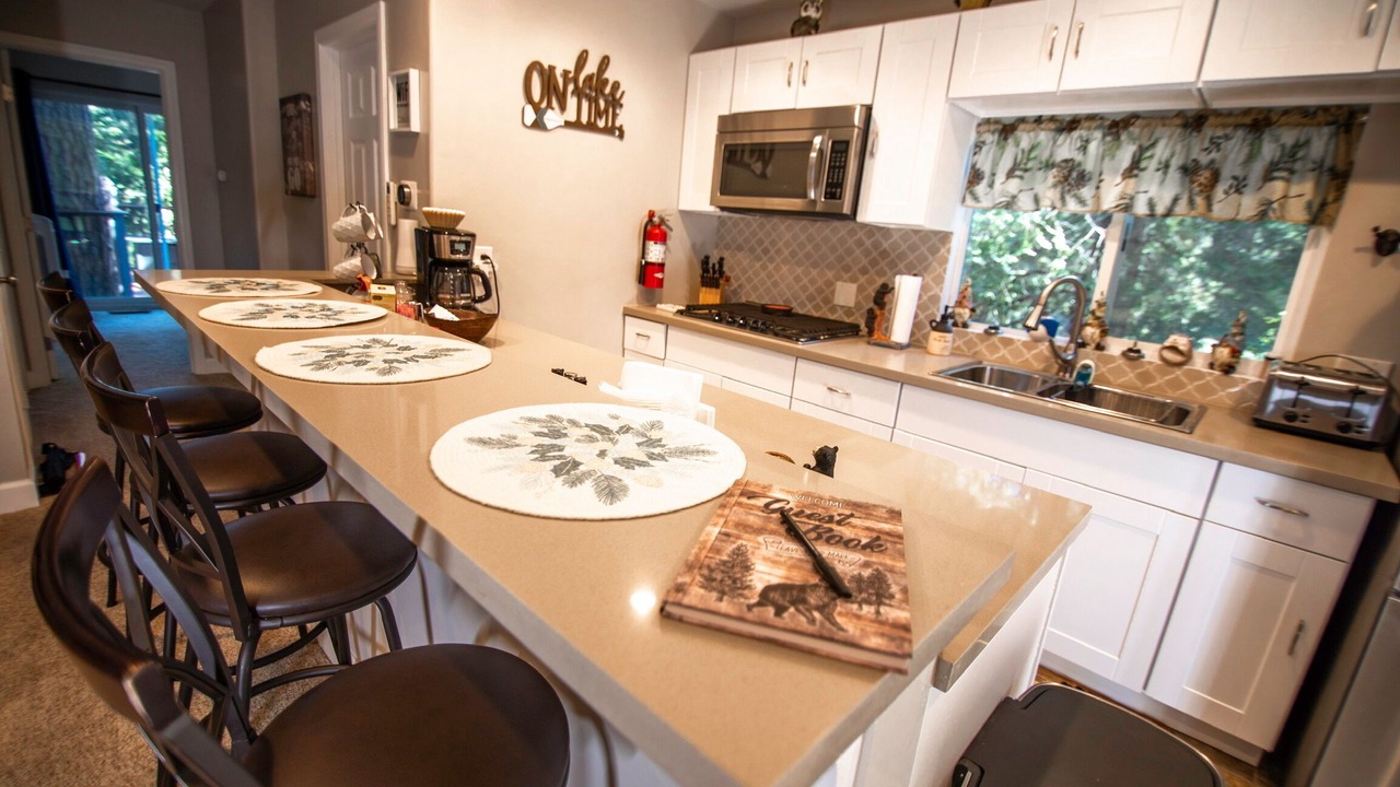 Photo of Kitchen in Arrowhead Villas