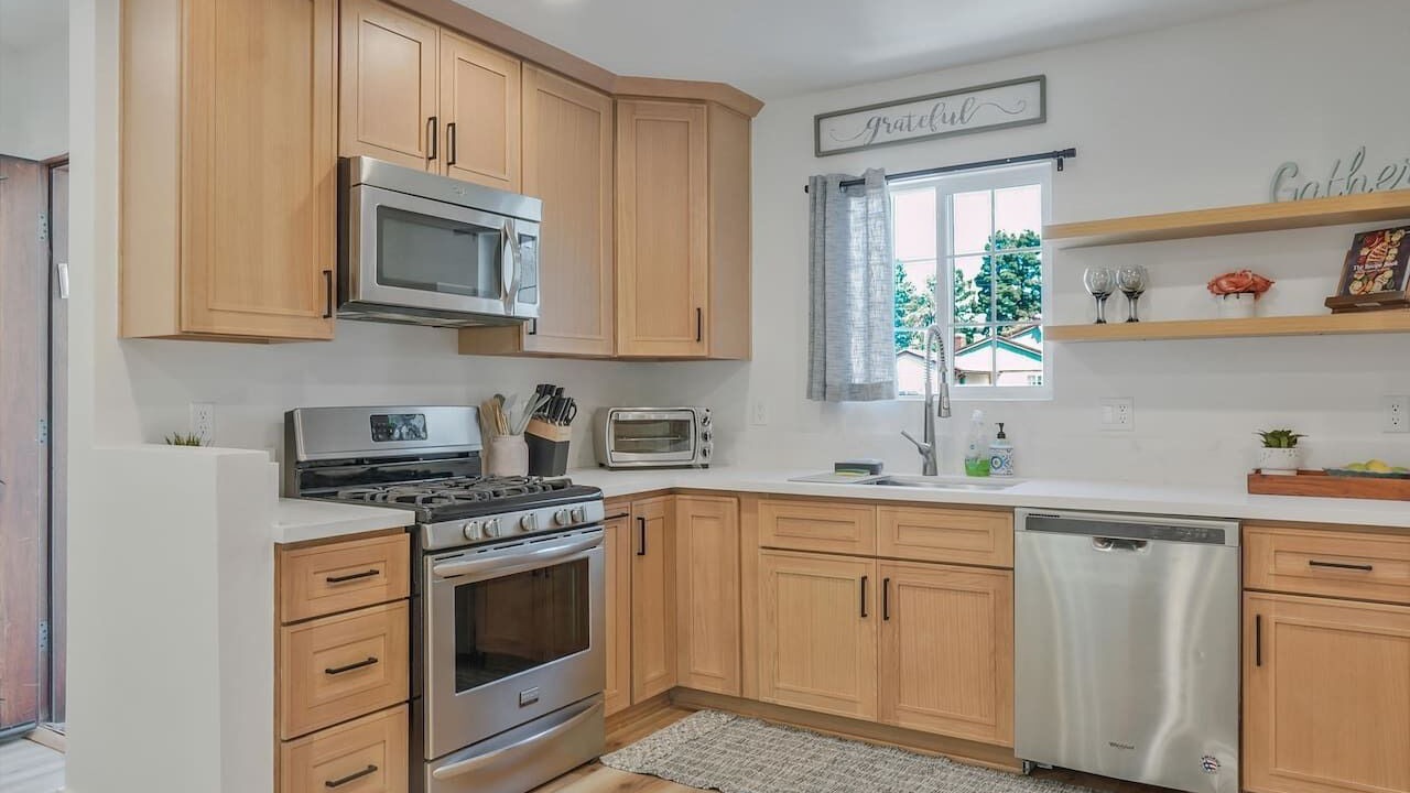Photo of Kitchen in Valley Glen