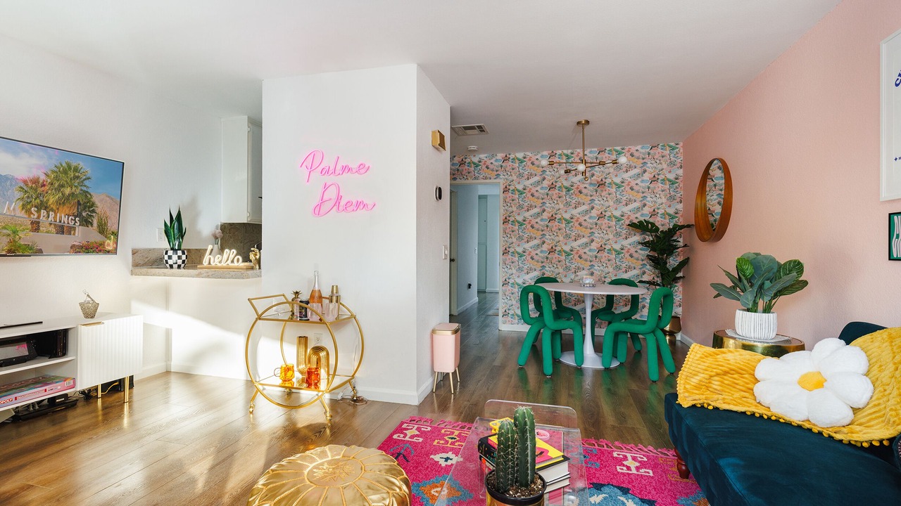 Photo of Livingroom in Warm Sands