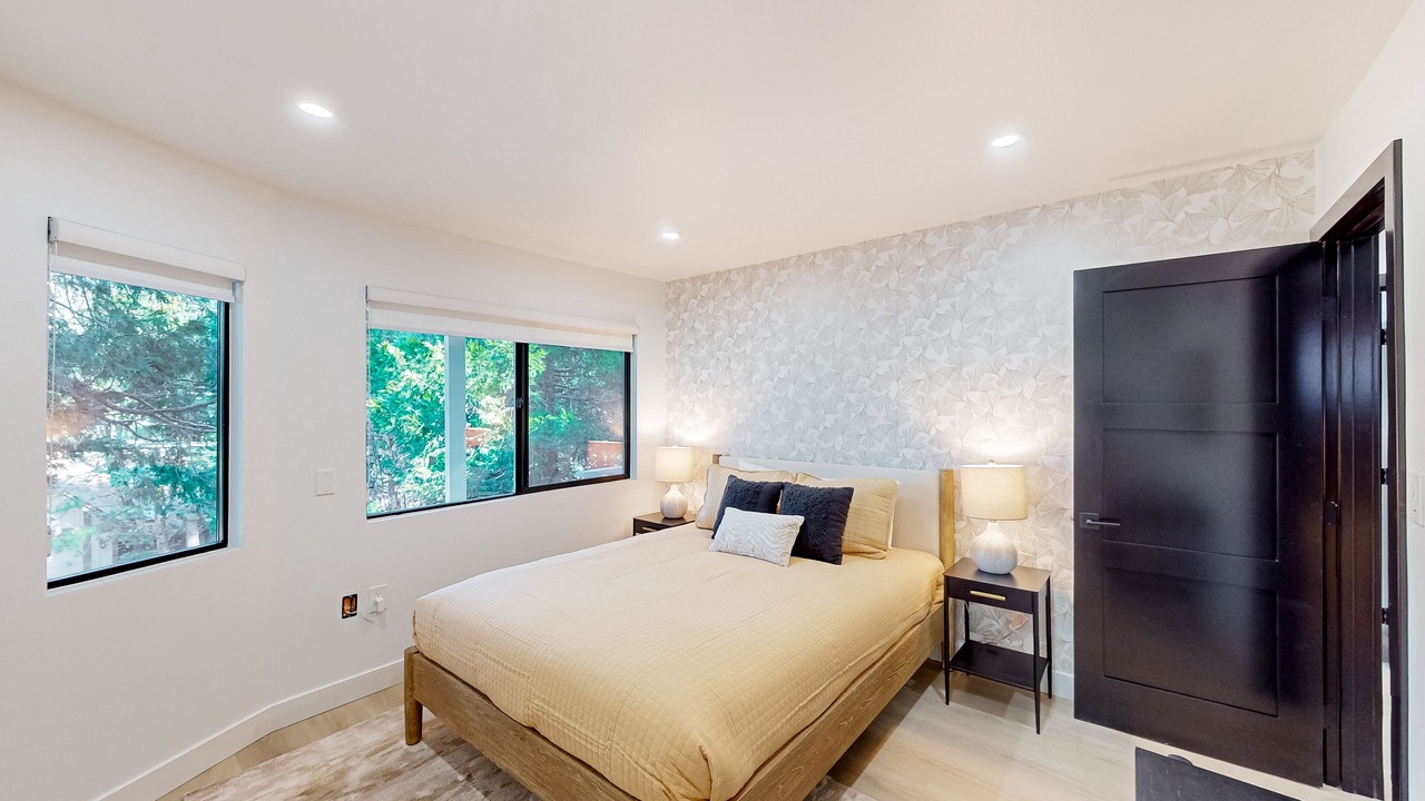 Photo of Bedroom in Blue Jay