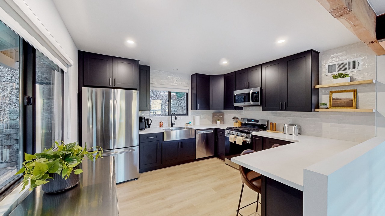Photo of Kitchen in Blue Jay