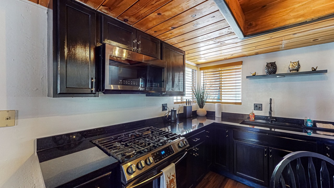Photo of Kitchen in Arrowbear Lake
