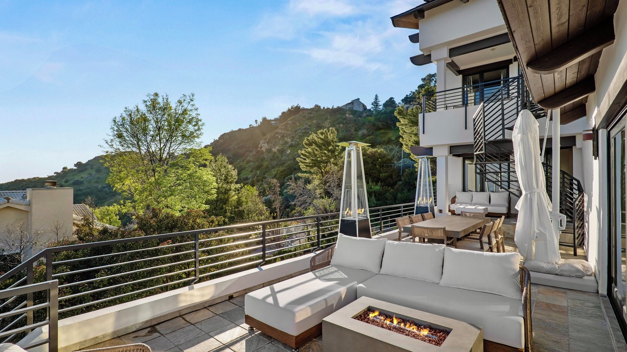 Photo of Patio Balcony in Malibu