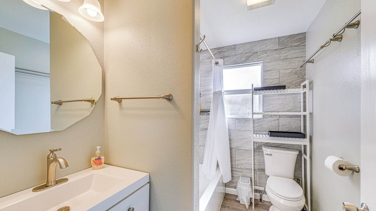 Photo of Bathroom in Orick