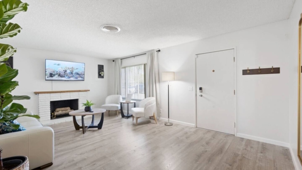 Photo of Livingroom in Hemet
