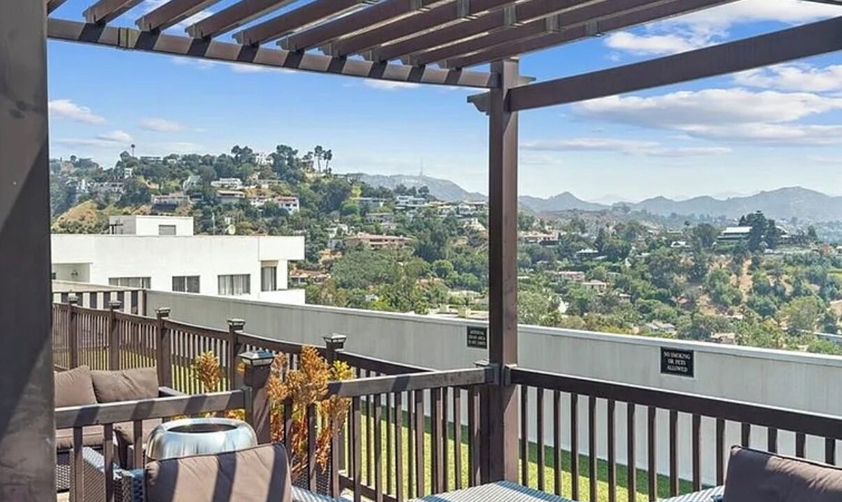 Photo of Patio Balcony in Hollywood Hills