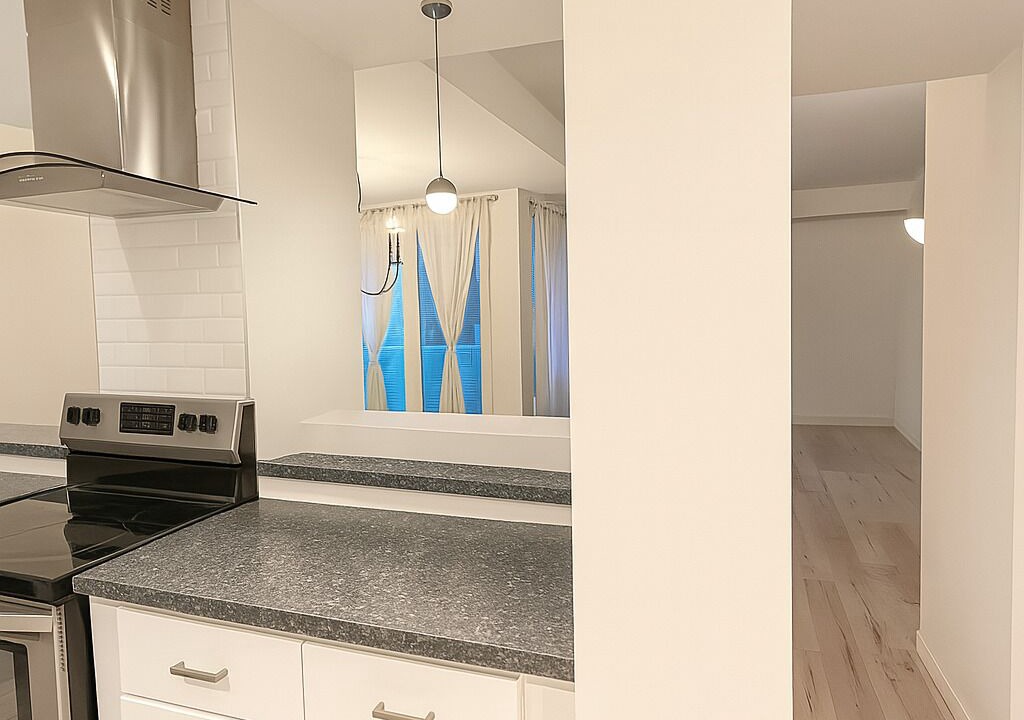 Photo of Kitchen in Hollywood Hills
