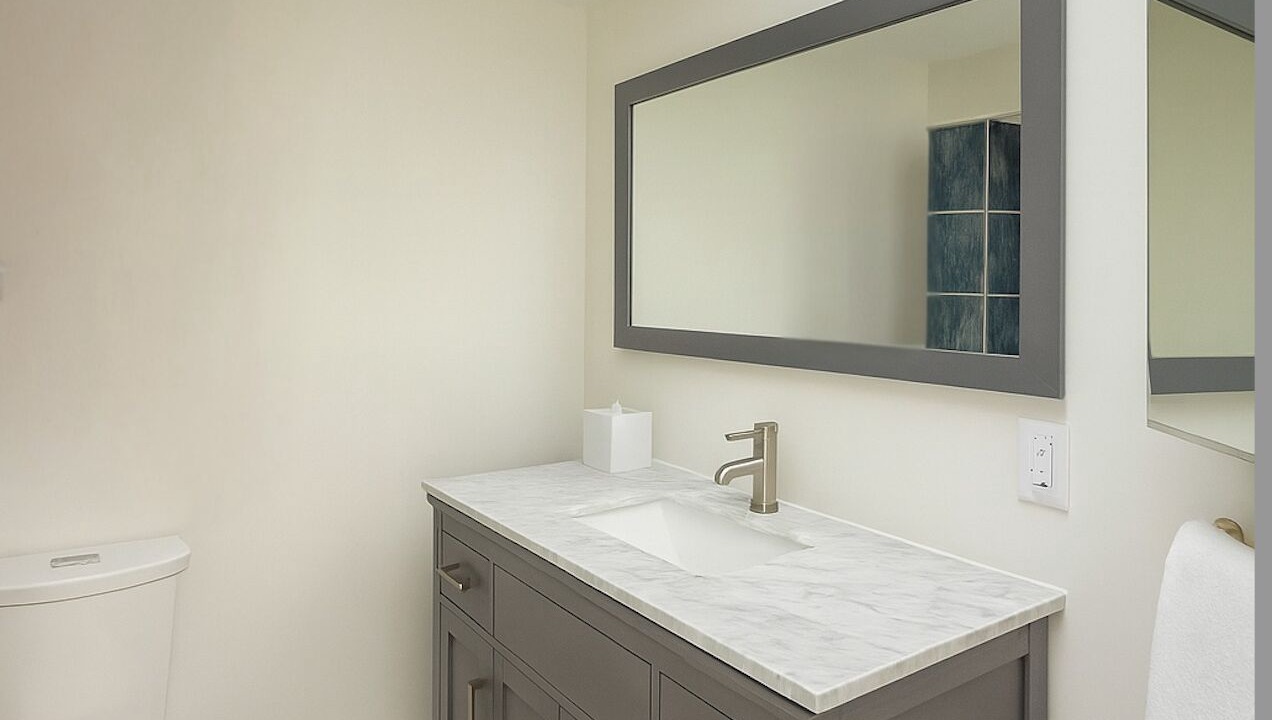 Photo of Bathroom in Hollywood Hills