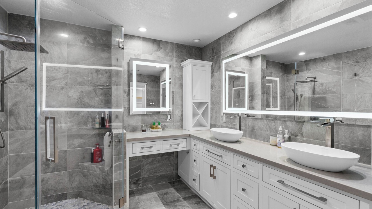 Photo of Bathroom in Westmont