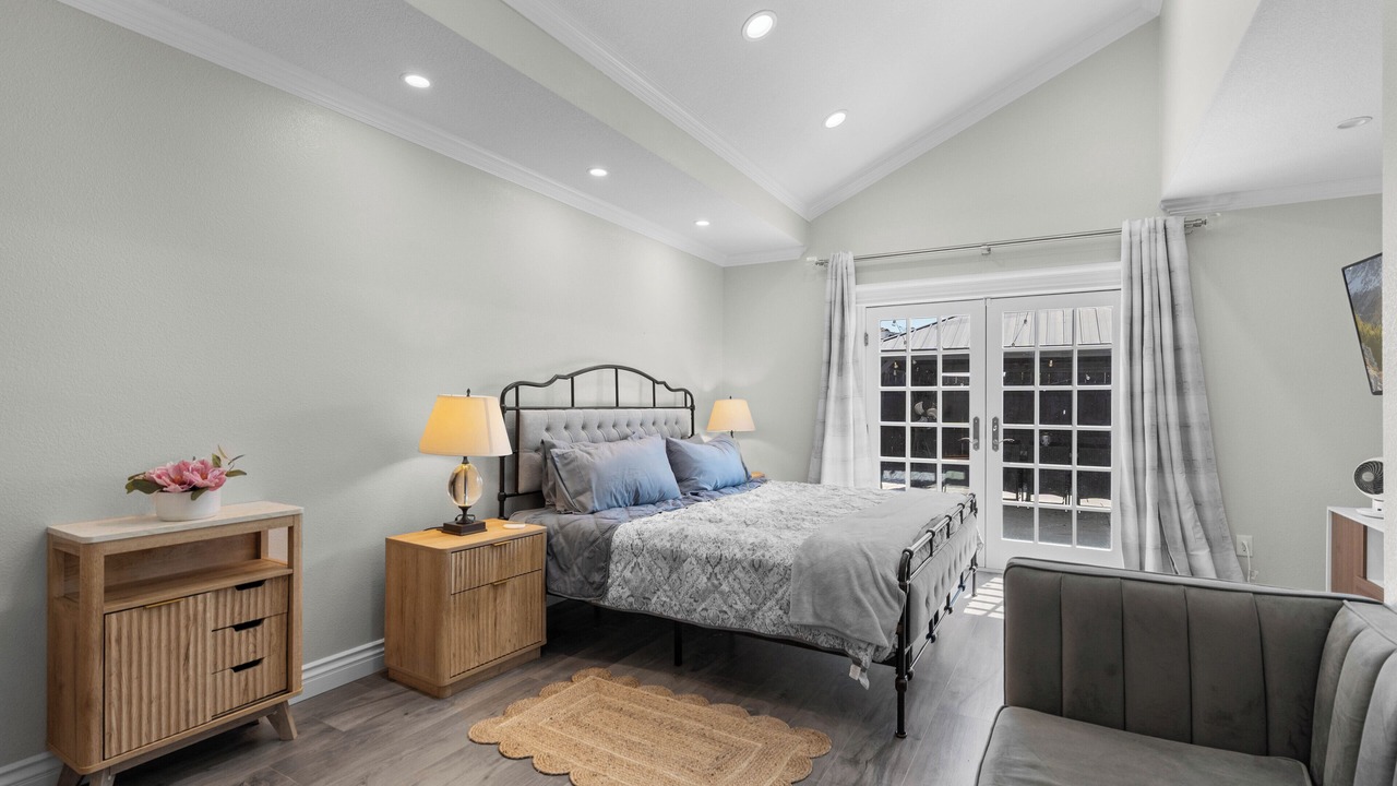 Photo of Bedroom in Westmont