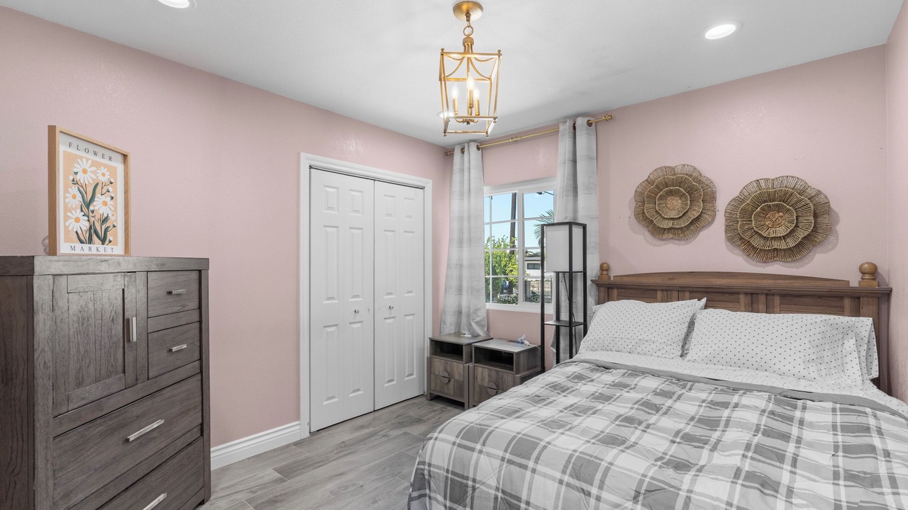 Photo of Bedroom in Westmont