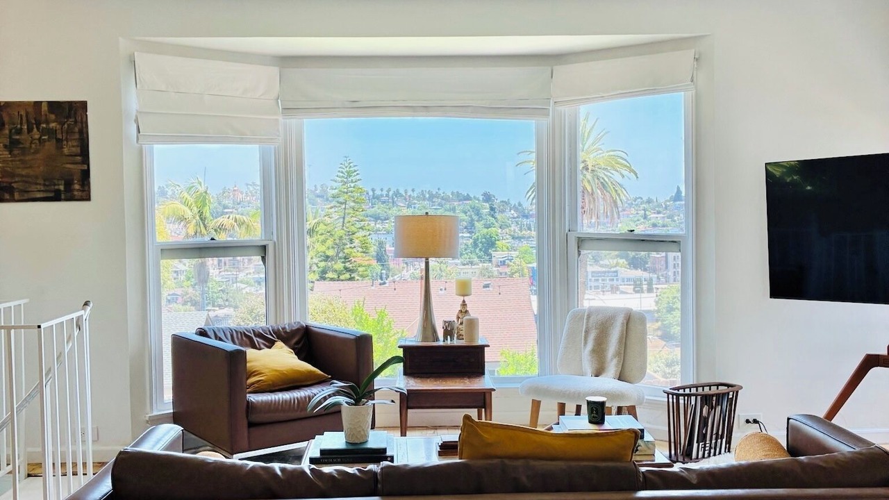 Photo of Livingroom in Silver Lake