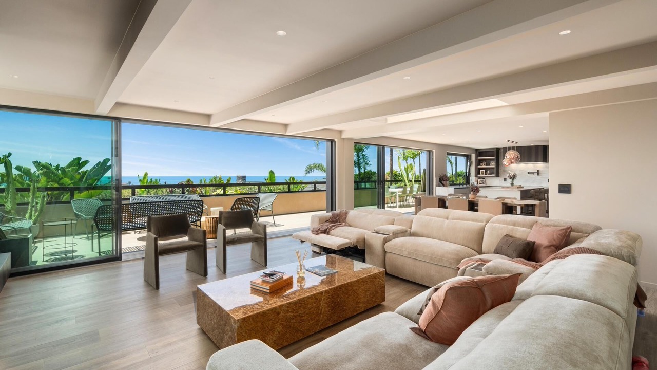 Photo of Livingroom in Solana Beach