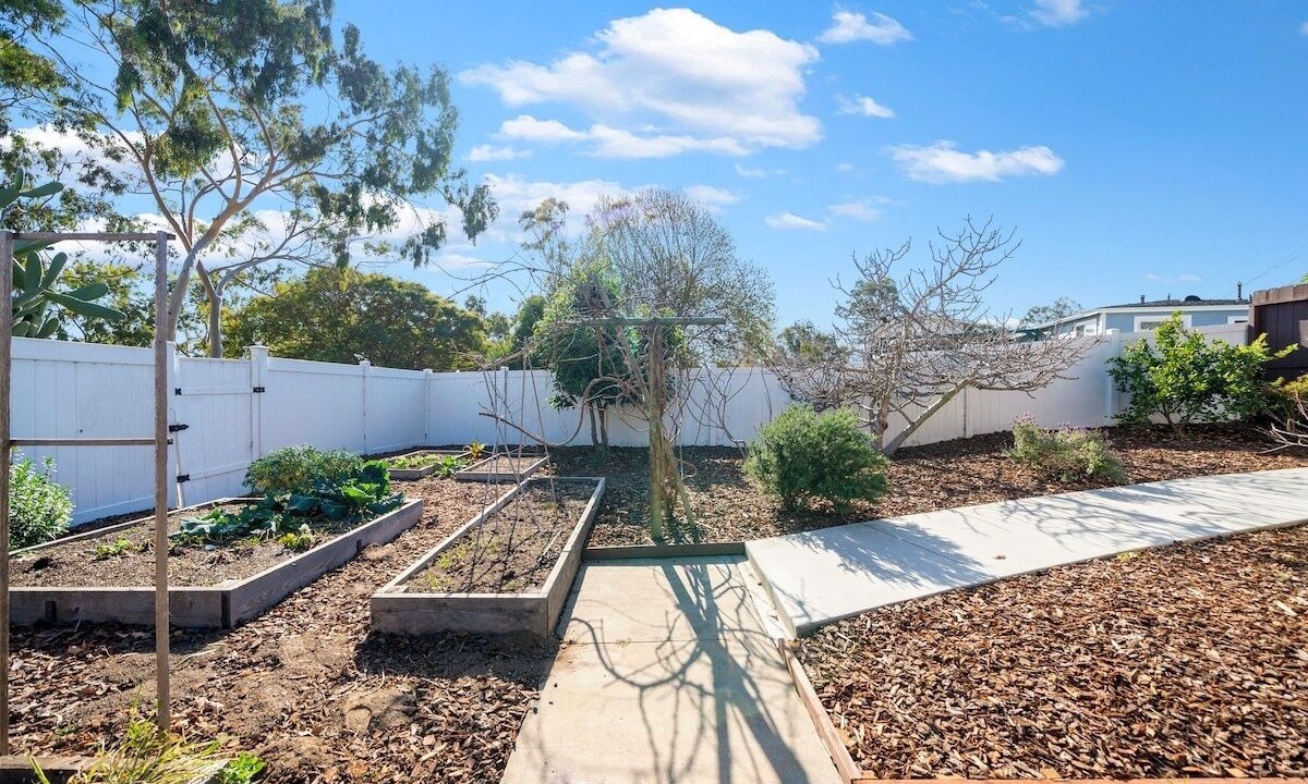 Photo of Outdoor in Linda Vista