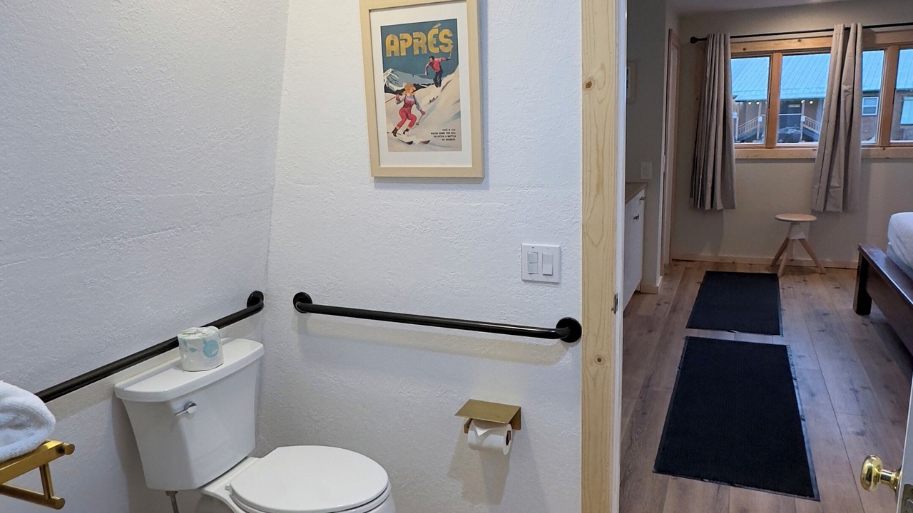 Photo of Bathroom in Mammoth Lakes