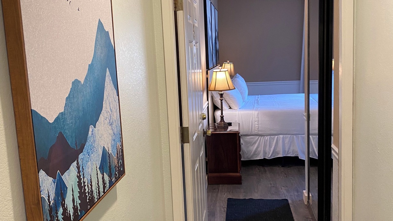 Photo of Bedroom in Mammoth Lakes