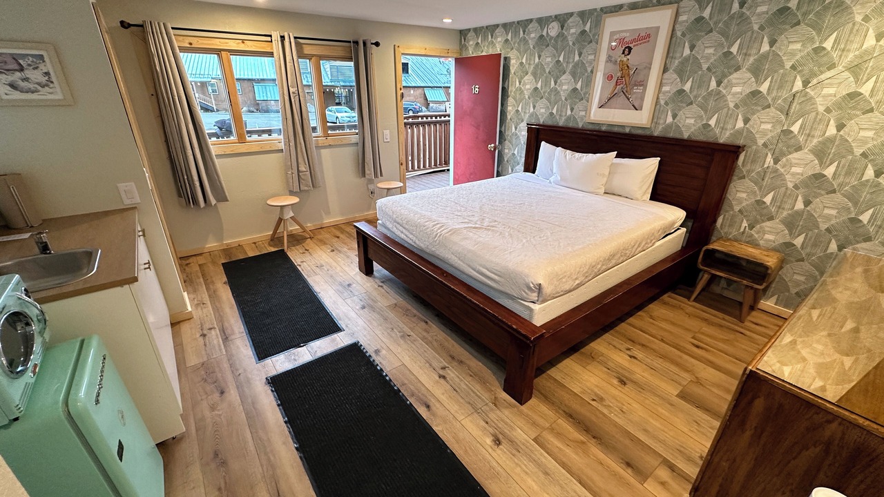Photo of Bedroom in Mammoth Lakes