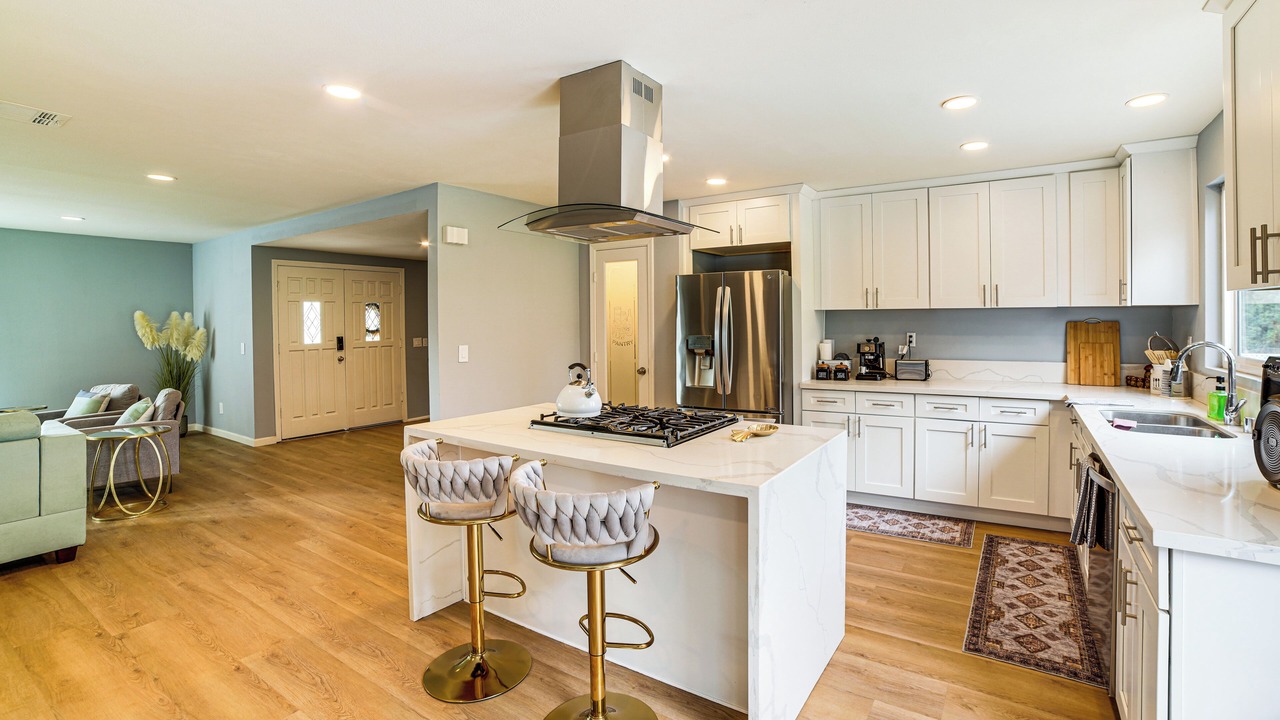 Photo of Kitchen in Corona