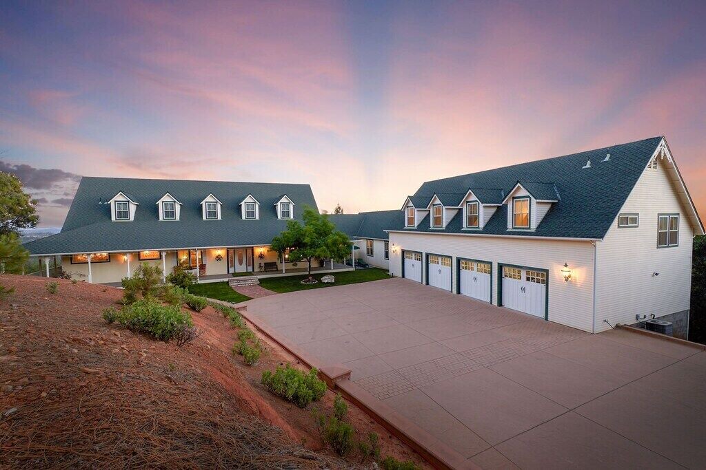Photo of Outdoor in Phoenix Lake-Cedar Ridge