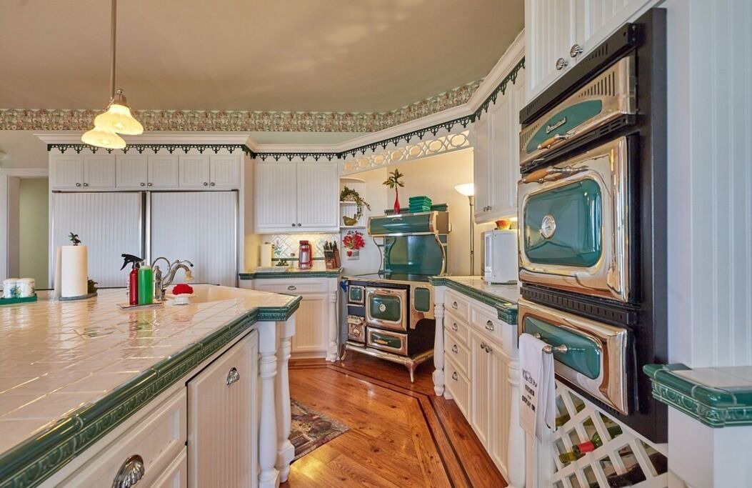 Photo of Kitchen in Phoenix Lake-Cedar Ridge