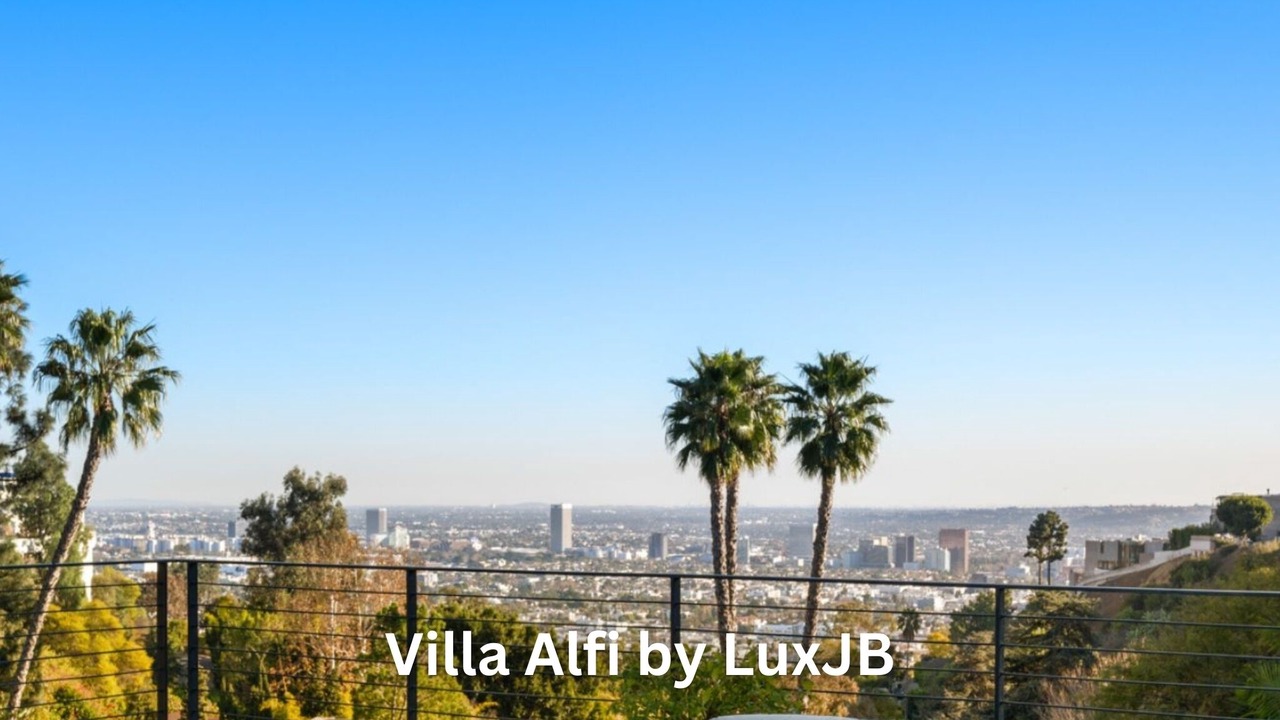 Photo of Others in Hollywood Hills West