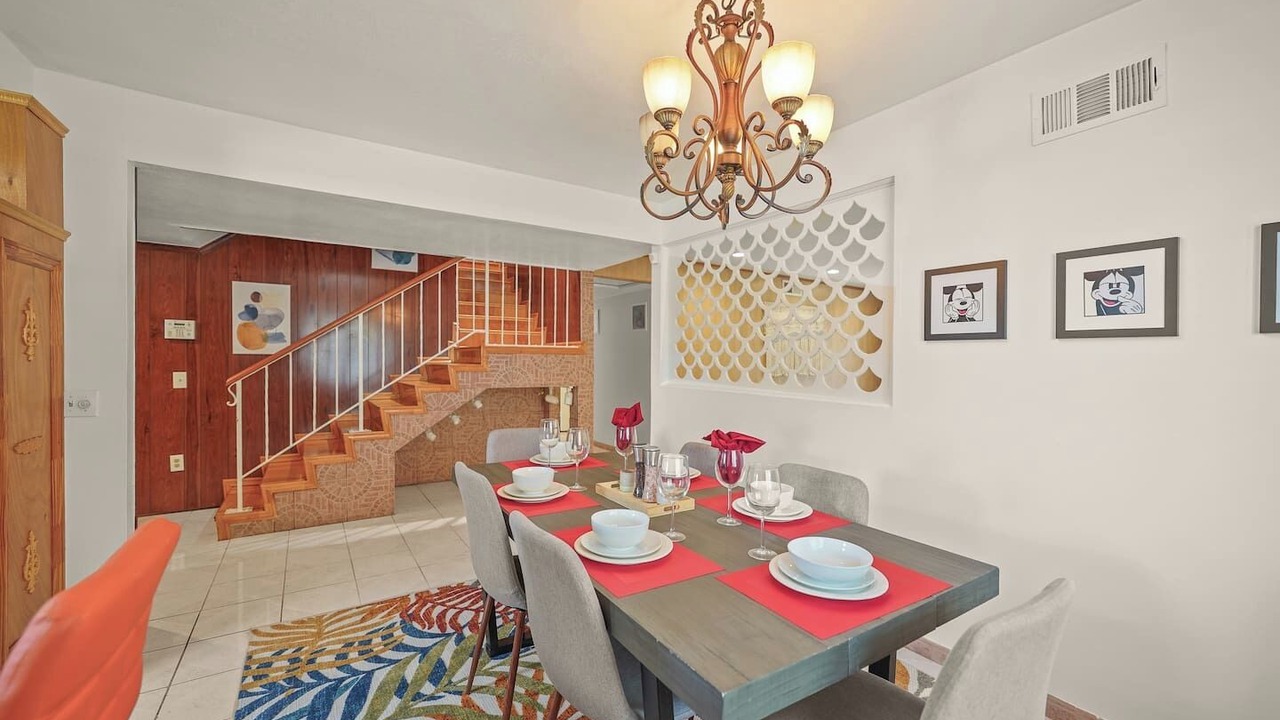Photo of Livingroom in Norwalk