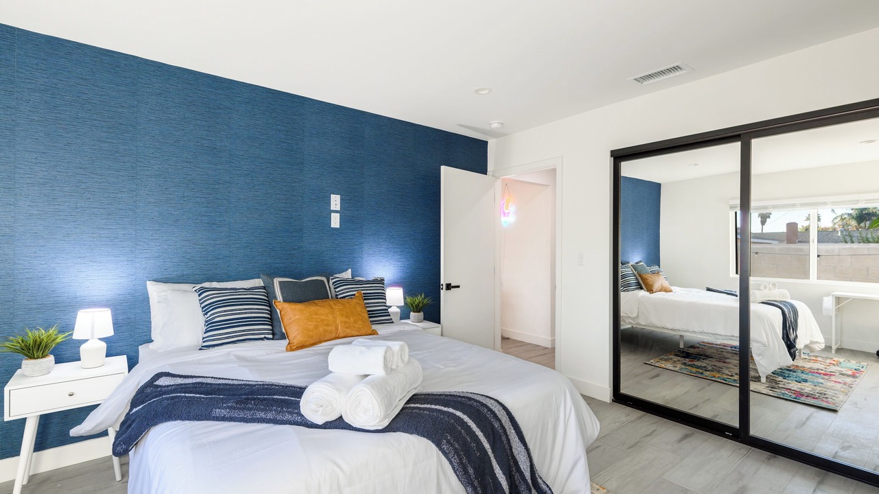 Photo of Bedroom in Canoga Park