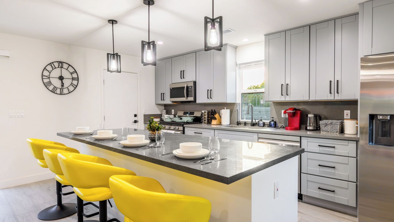 Photo of Kitchen in Canoga Park