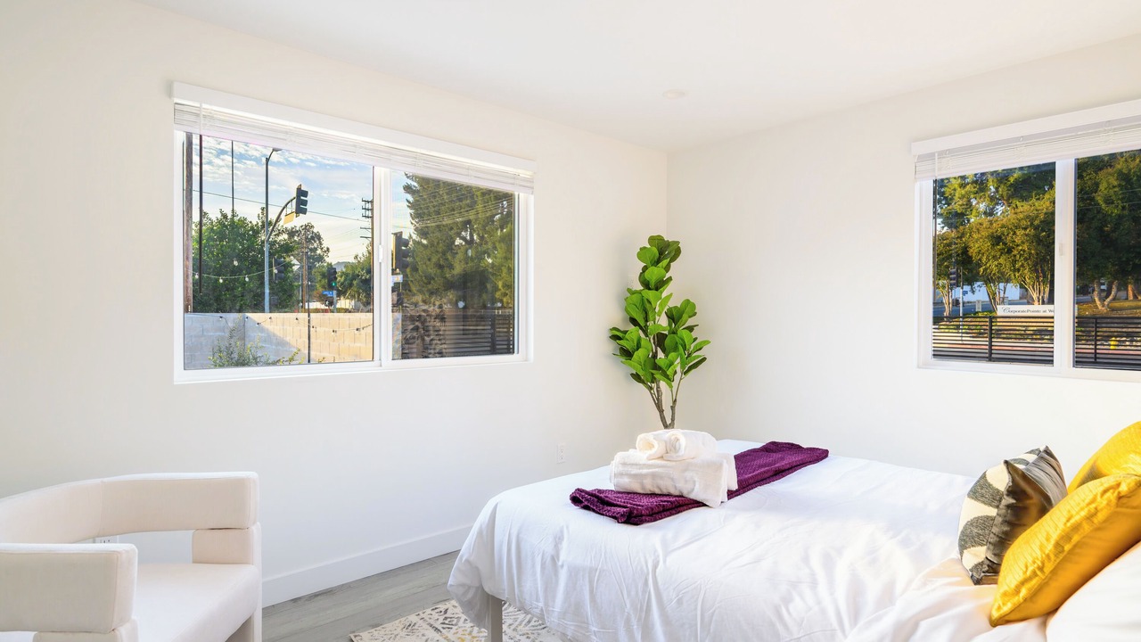 Photo of Bedroom in Canoga Park