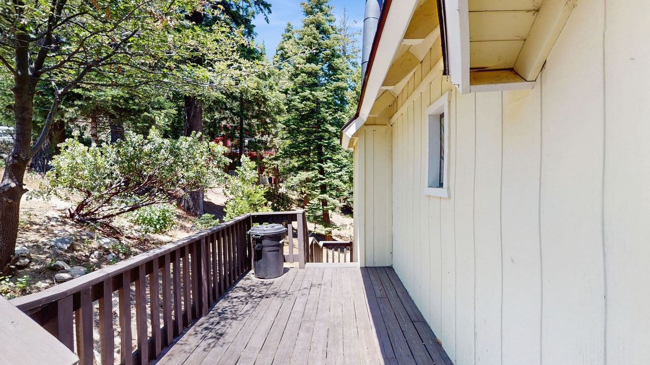 Photo of Patio Balcony in Blue Jay