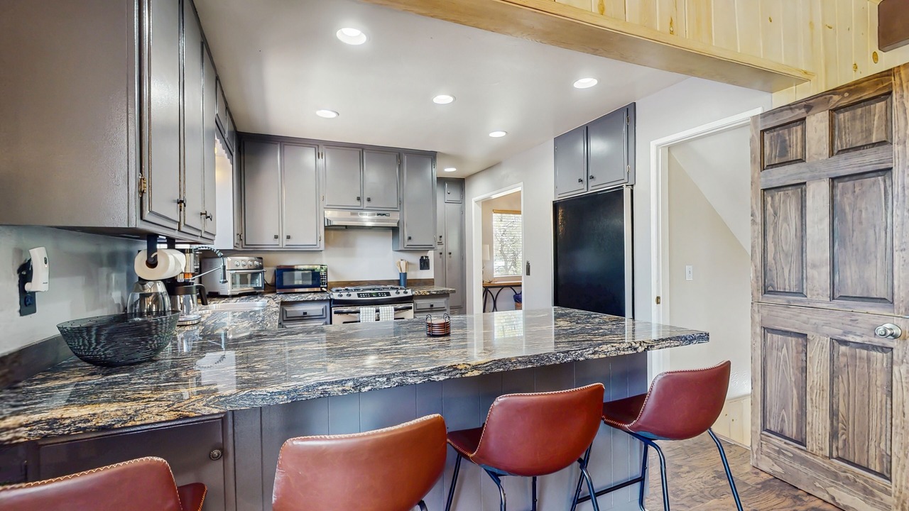 Photo of Kitchen in Blue Jay