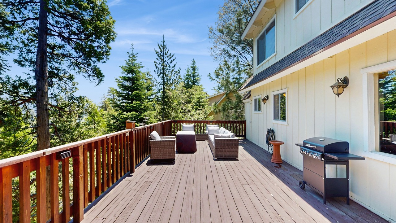 Photo of Outdoor in Blue Jay