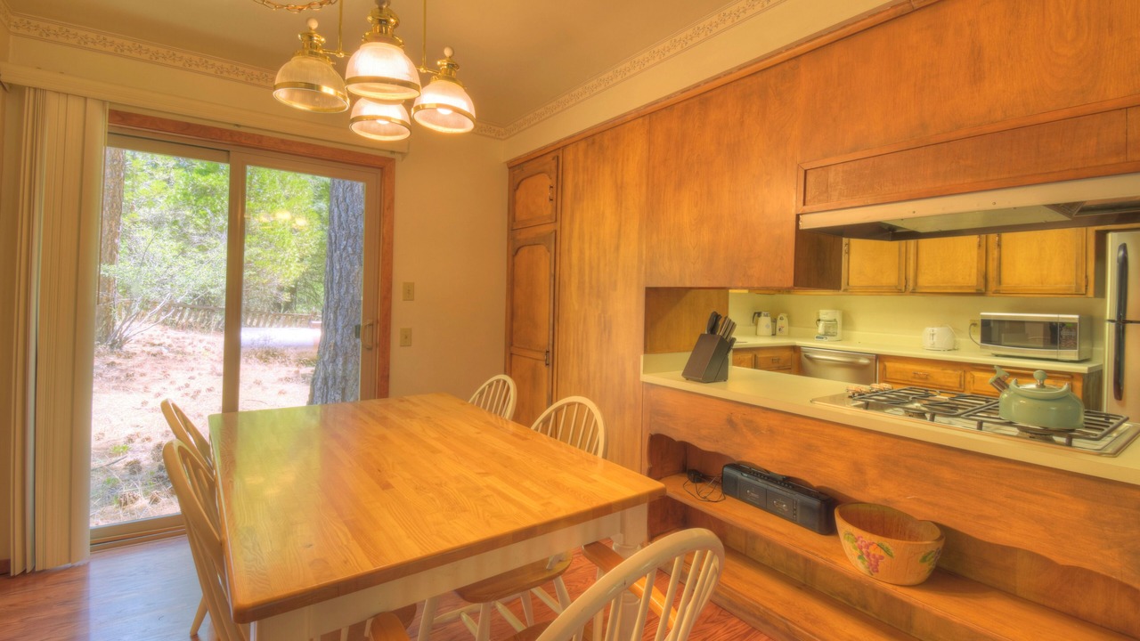 Photo of Kitchen in Harden Flat