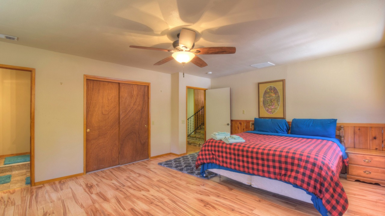 Photo of Bedroom in Harden Flat